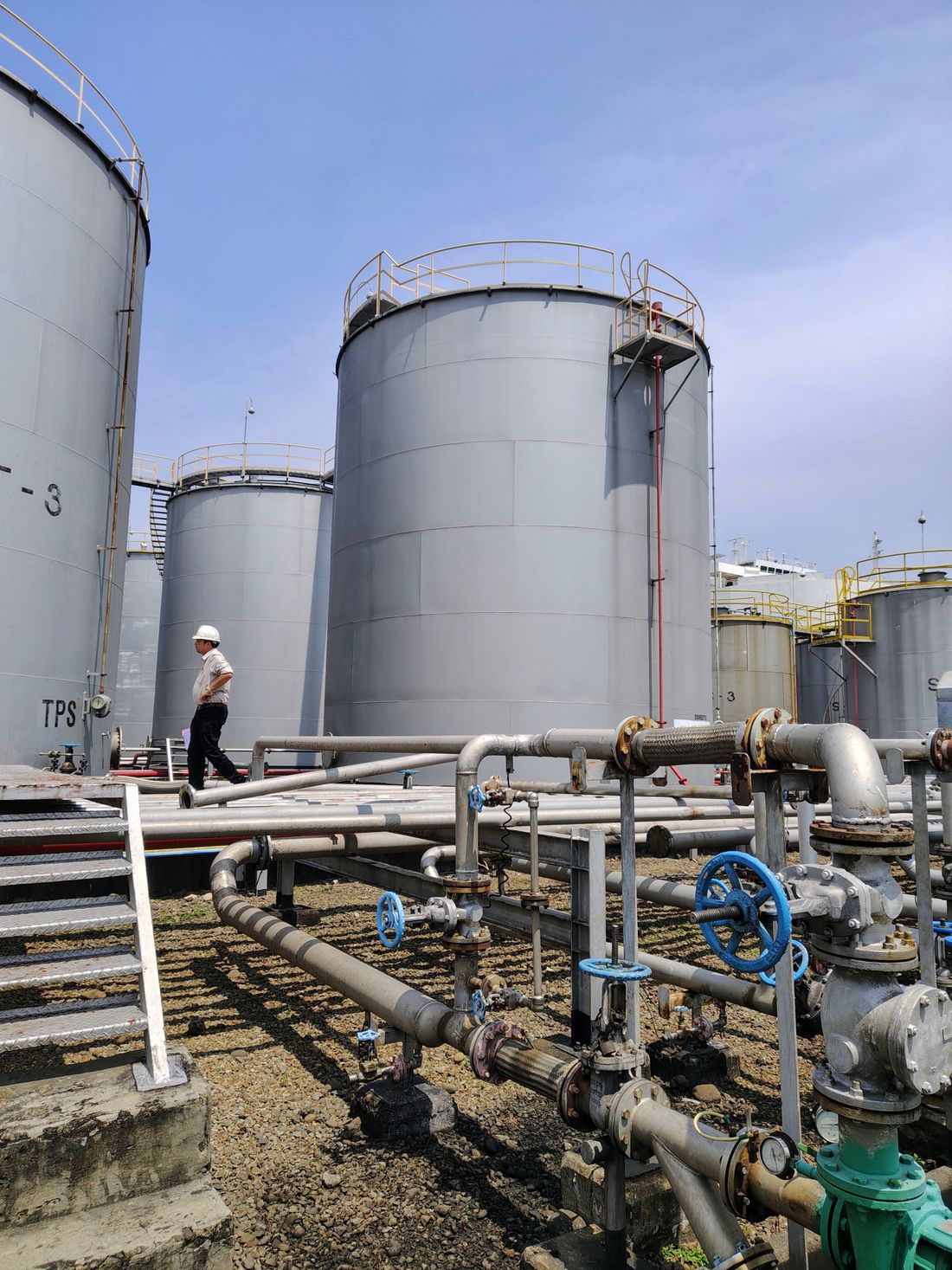 Storage tanks and pipe rack at a terminal